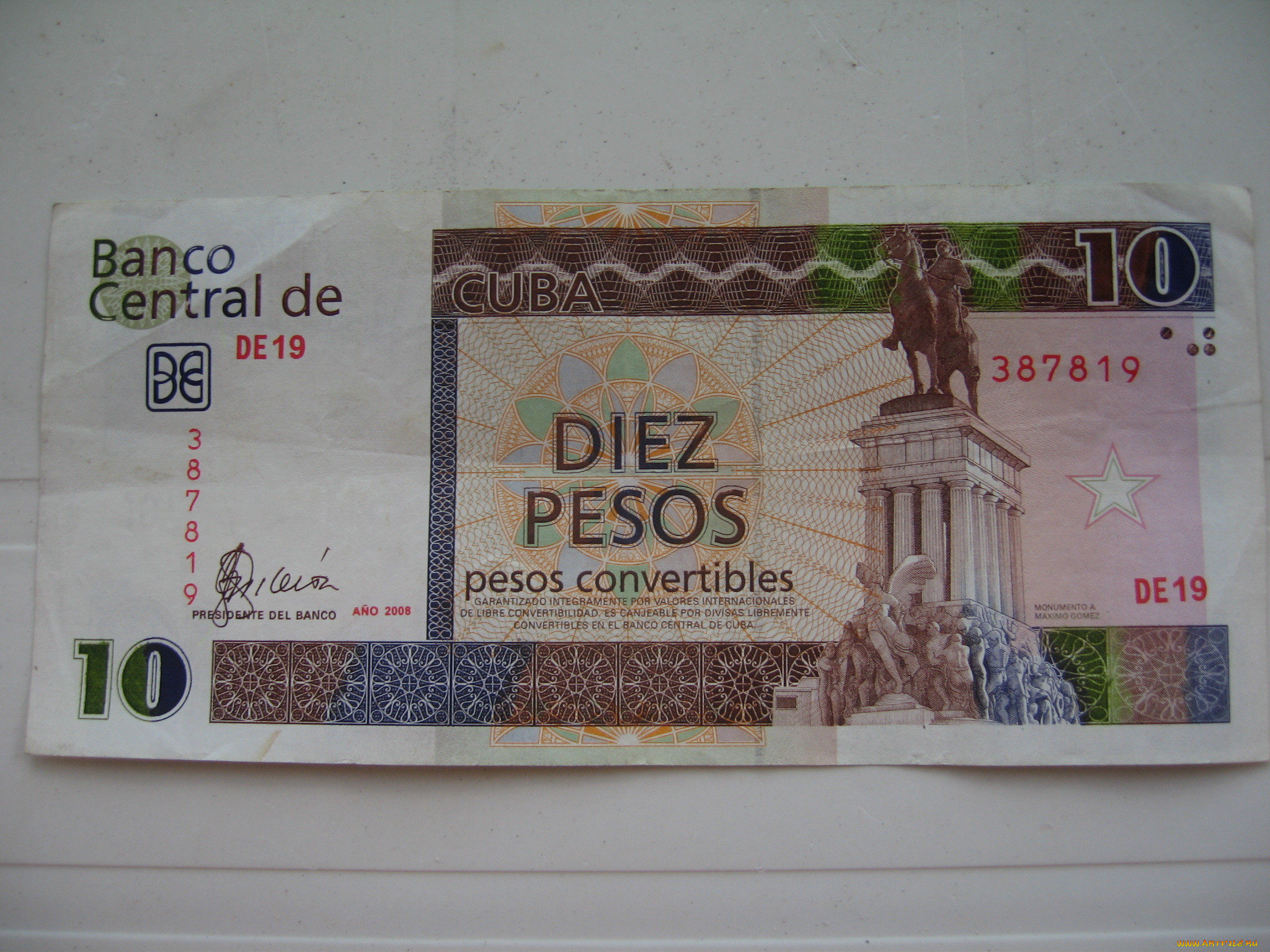 Кубинское песо к рублю на сегодня. Кубинский песо 2020. 20 Кубинских песо. Banco Central de Cuba 50 Узбекистан суммаси. 250 Convertible Cuban peso.